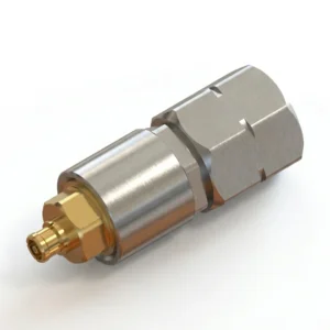 HF-Adapter SSMP Buchse auf 2,4 mm Stecker