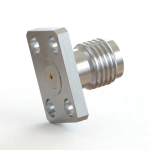 SMA メス 4穴フランジマウント RF コネクタ – 現場交換可能、穴間隔 5.64mm、ピン径 0.51mm